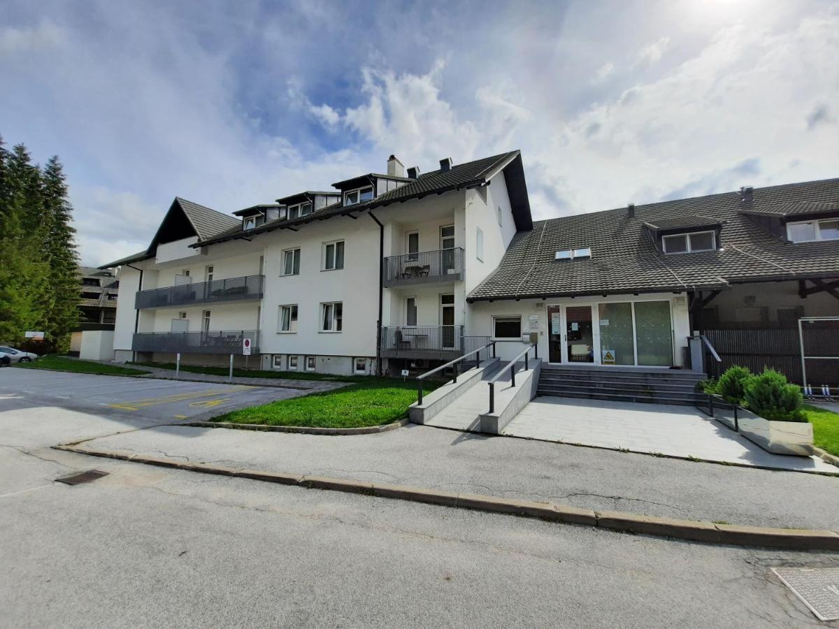 Apartments Trio Kranjska Gora Zewnętrze zdjęcie
